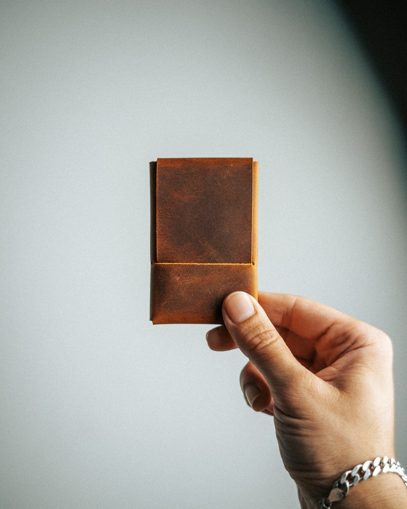 World’s Most Minimalist Leather Wallet – Slim Handmade Card Holder for Men & Women
